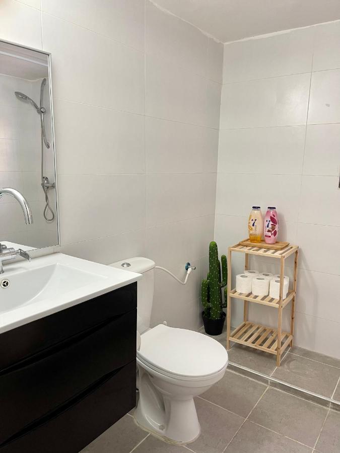 Bat Galim - Mirror Apartment By The Beach Haifa Exterior photo